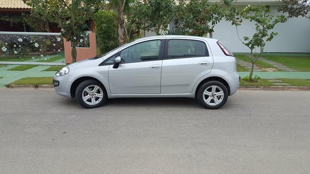 Vendo Fiat Punto Attrative 1.4 8v Fire - Foto 2