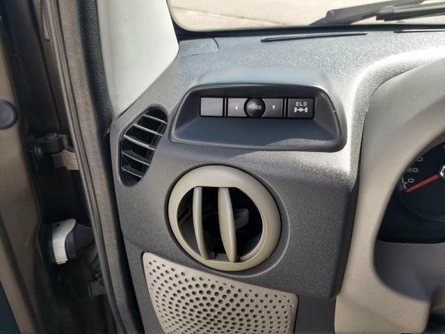 Fiat Doblo adventure 1.8 xingu locker 6 lugares ano 2013 - Foto 13