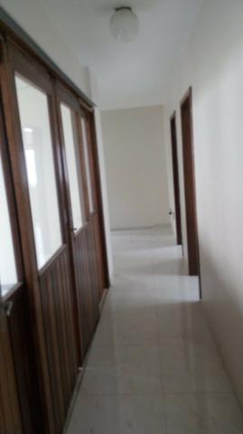 Alugo otima casa ponto comercial, muito nova!bem no centro de Balneário Camboriú - Foto 3