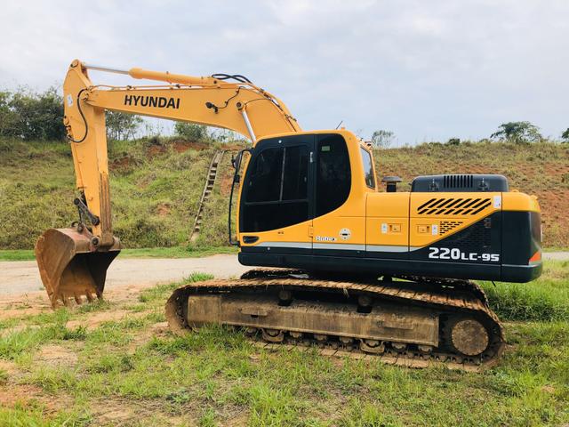 Escavadeira hyundai 220 lc-9 - Foto 6
