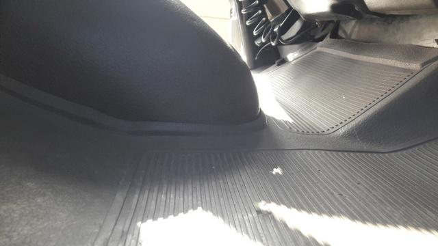 Caminhao guincho plataforma de 07mts,volkswagem-10.160,motor:cummis - Foto 17
