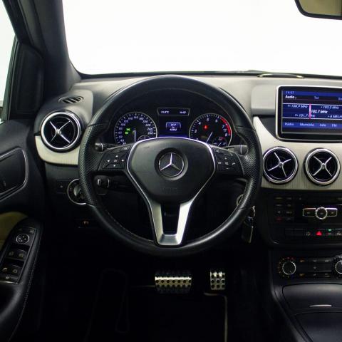 B 200 2013/2014 1.6 SPORT TURBO GASOLINA 4P AUTOMÁTICO - Foto 6