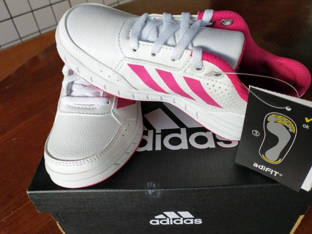 tenis adidas infantil tamanho 26