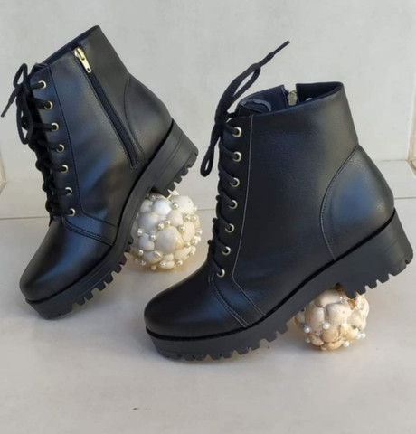 coturno feminino rasteiro