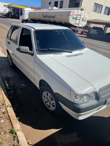 VENDO FIAT UNO 2013 COM AR