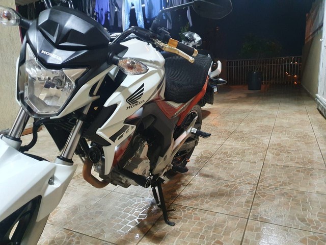 TROCO TWITTER ABS POR MOTO DE MAIOR CC MAIS DINHEIRO