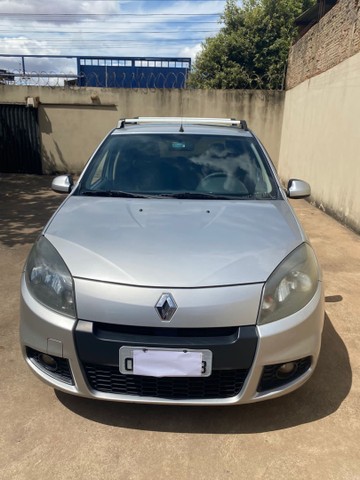 RENAULT SANDERO