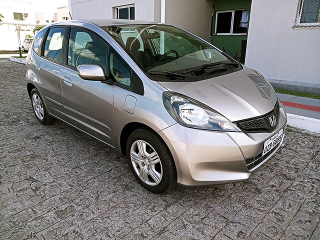 VENDO HONDA FIT AUTOMÁTICO 2014