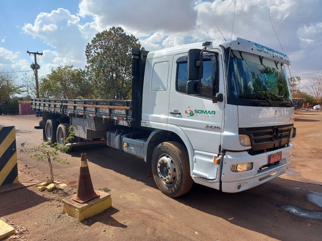 MERCEDES ATEGO 2425 ANO 2010