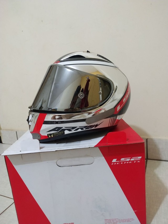 Capacete Ls2 Ff323 Arrow C Indy carbon 