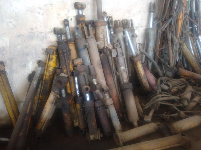 Diversos cilindros hidráulico