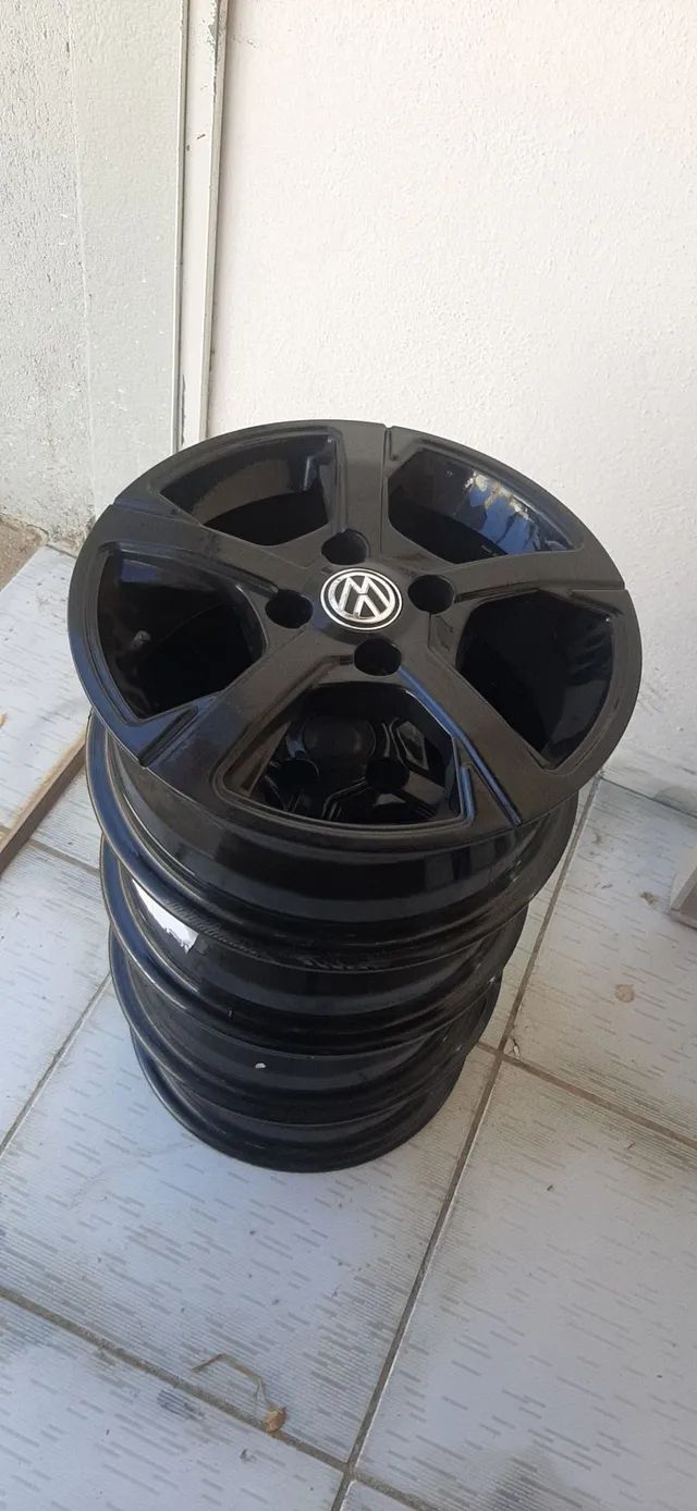 Rodas liga leve aro 14 Black poucos meses de uso