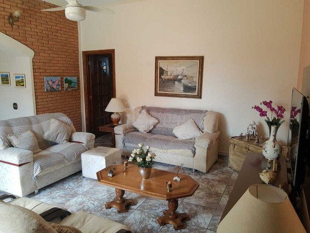 Locação de Casas / Comercial na cidade de Araraquara - Foto 8