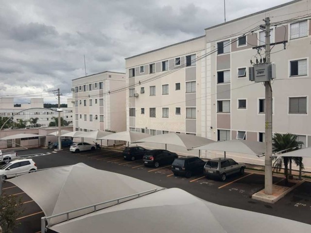 Venda de Apartamentos / Padrão na cidade de Araraquara