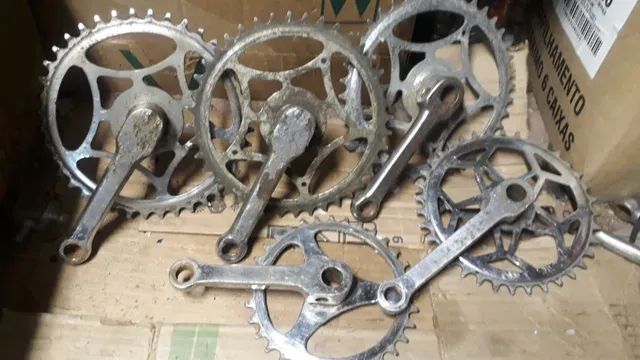 Coroas e pedivelas para bicicletas antigas a partir de 30,00 Pix - 2609 - Foto 3