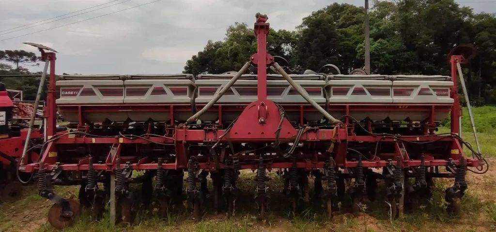 Plantadeira Case - Sol 13 Linhas. Fabricação 2016