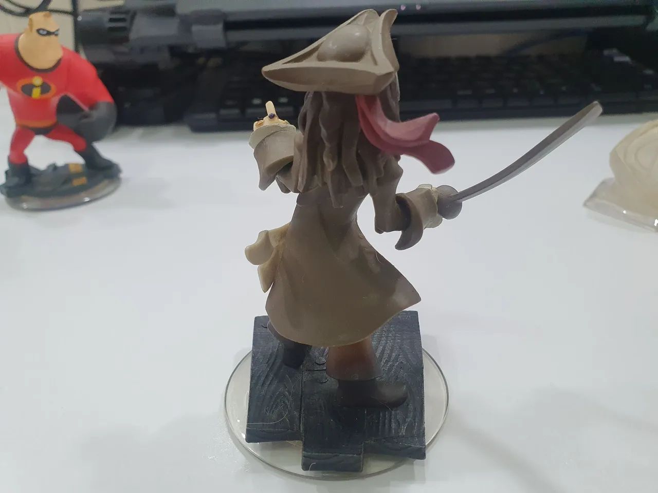 DISNEY INFINITY 1.0 CAPITÃO JACK SPARROW - Foto 3