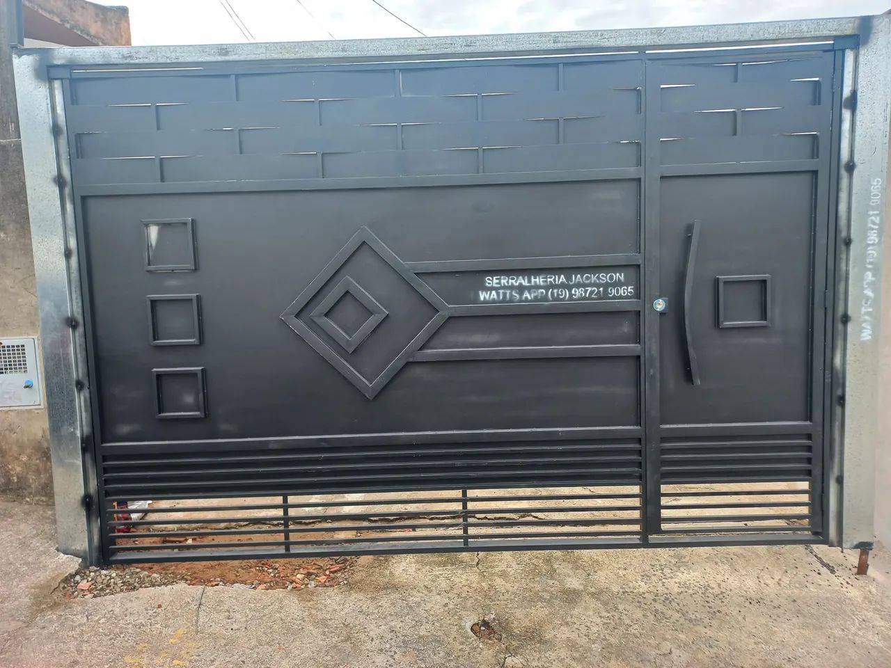 fabricamos portão basculante pegamos seu portão usado de entrada na fabricação de um novo - Foto 4