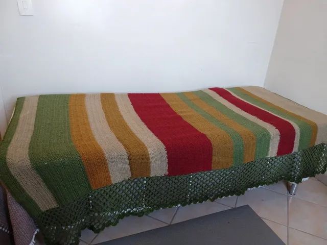 Colcha artesanal cama de solteiro  - Foto 2