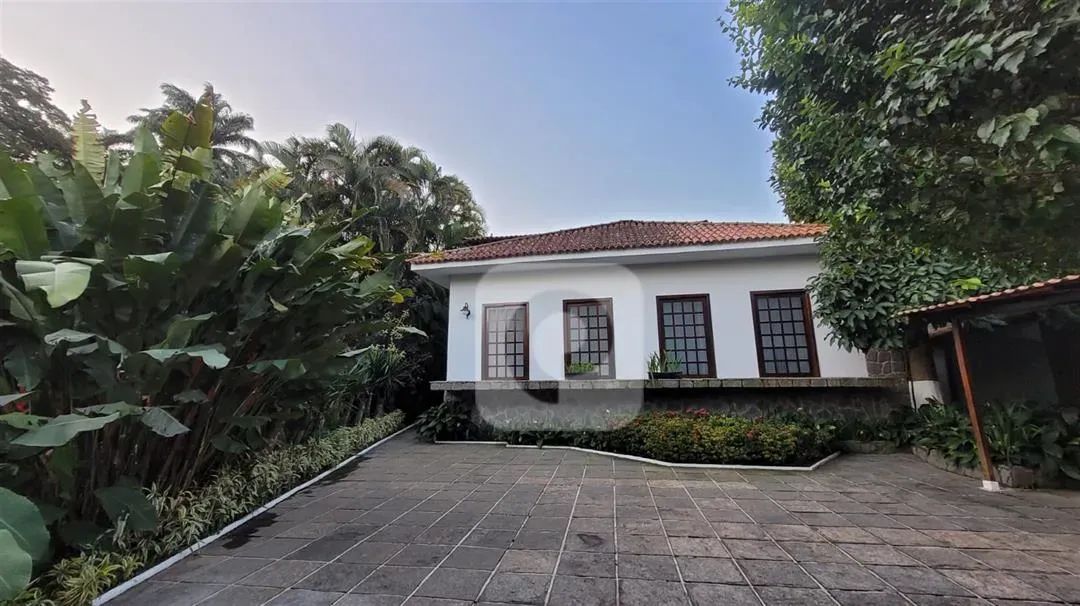 Casa de Condomínio 5 quartos, sendo 3 suítes - Foto 2