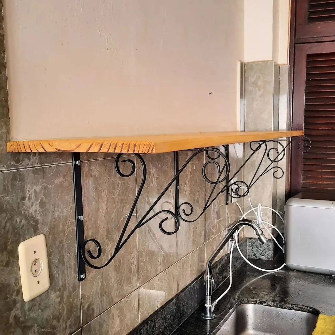 Promo | 2UN. Mão francesa 30x30 industrial Pratilheira industrial decoração de casa Ferro - Foto 2