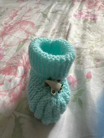 Sapatinho bebê verde botão avião 0 a 6 meses  - Foto 4