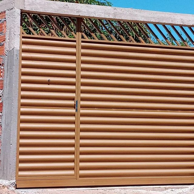 PORTÃO QUE ABRE EM L MATERIAL GALVANIZADO METALÚRGICA JG 