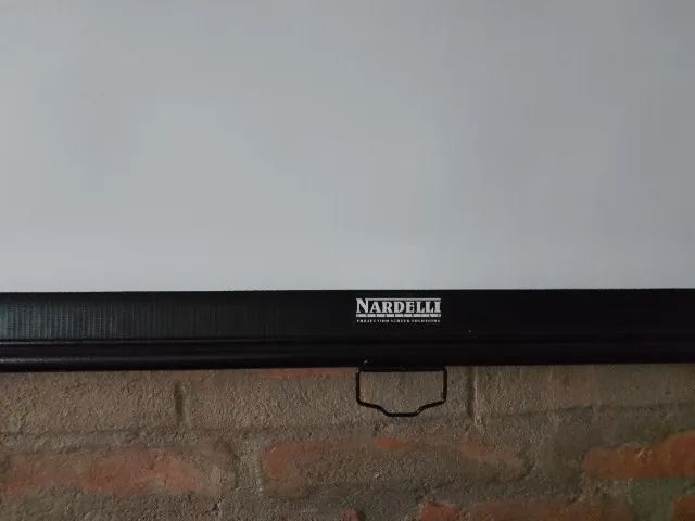 Tela de projeção 98" Nardelli em perfeito estado - Foto 2