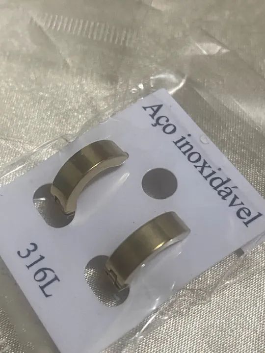 Argolinha aço em prata e dourado 
