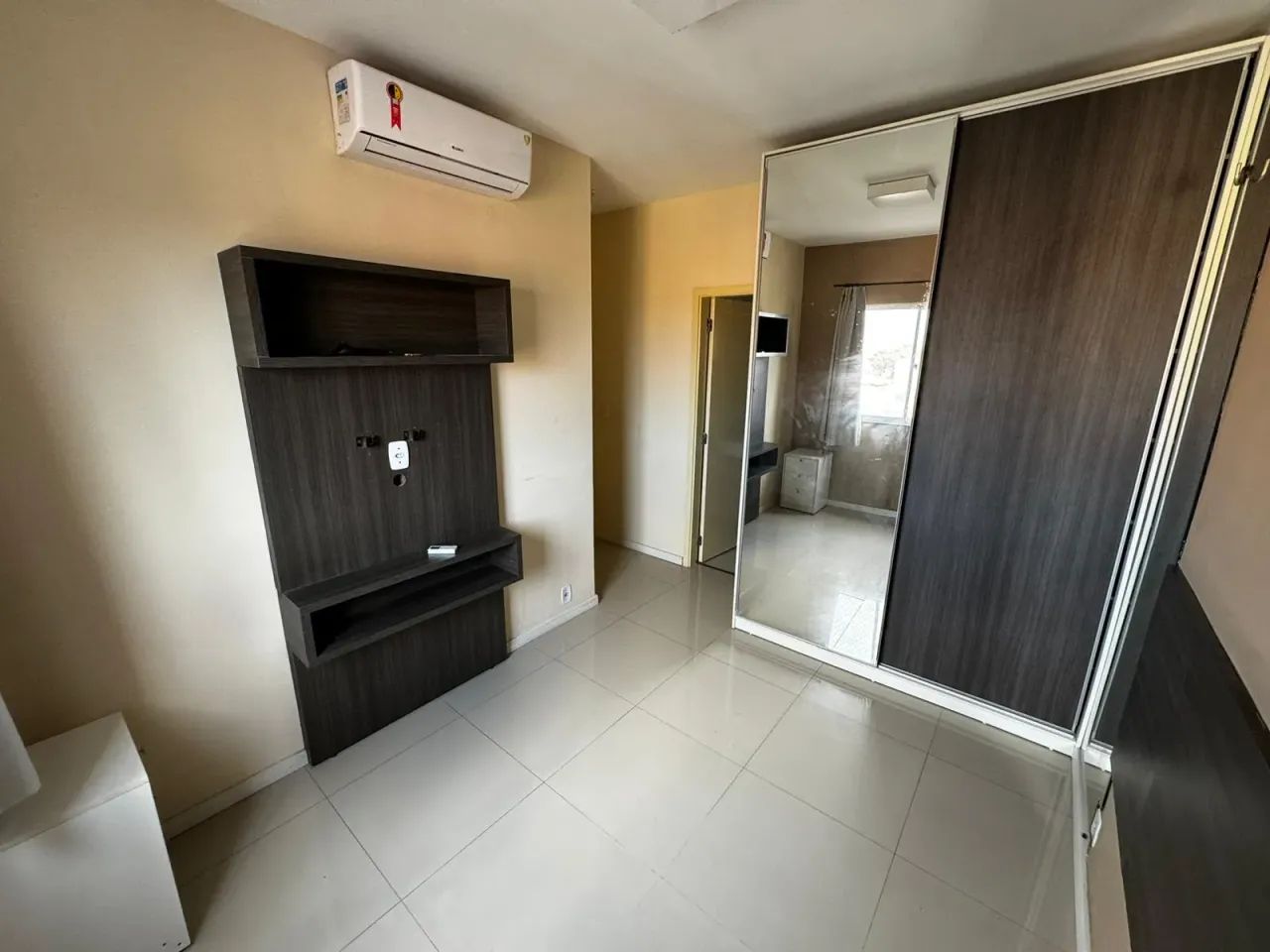 Alugo: apartamento, condomínio Del Fiore - Foto 2