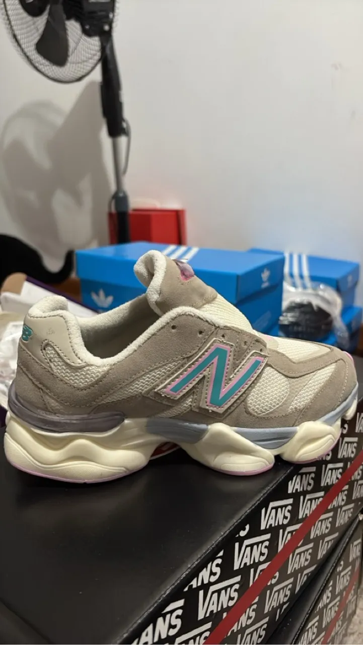 New Balance 9060 - Design Moderno e Conforto Imbatível