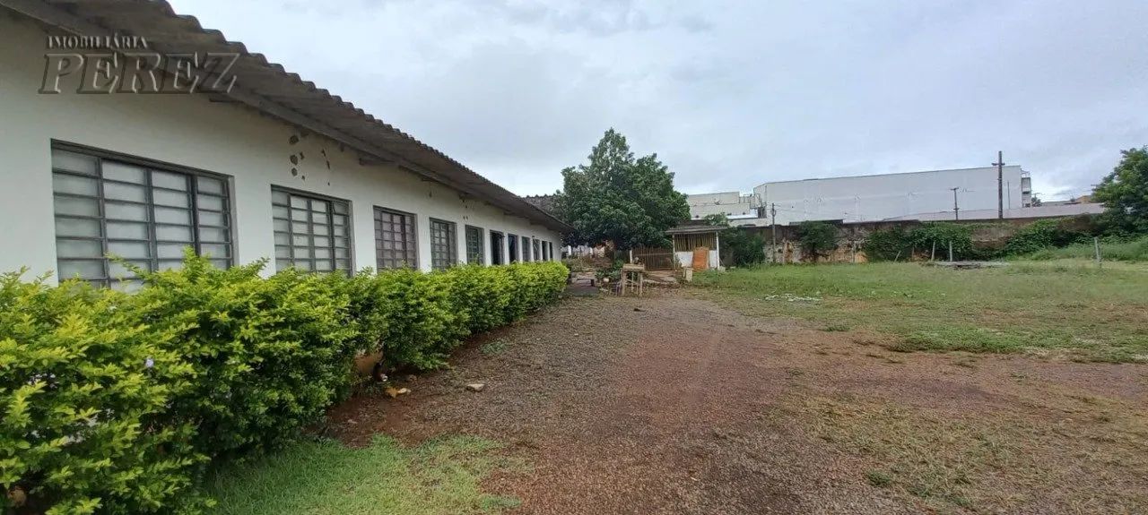 A Imobiliária Perez oferece a você mais uma ótima oportunidade de barracão para locação em