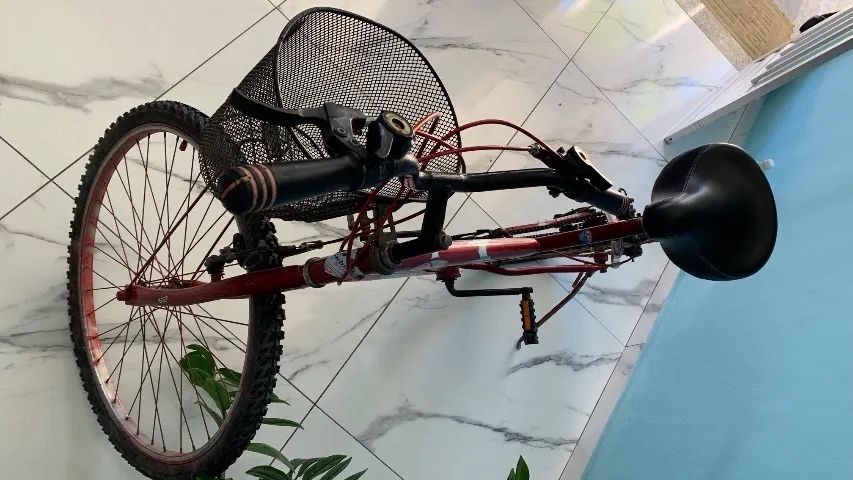 Bicicleta Feminina Aro 26, com cesta, Marca Wendy R$600,00 - Foto 3