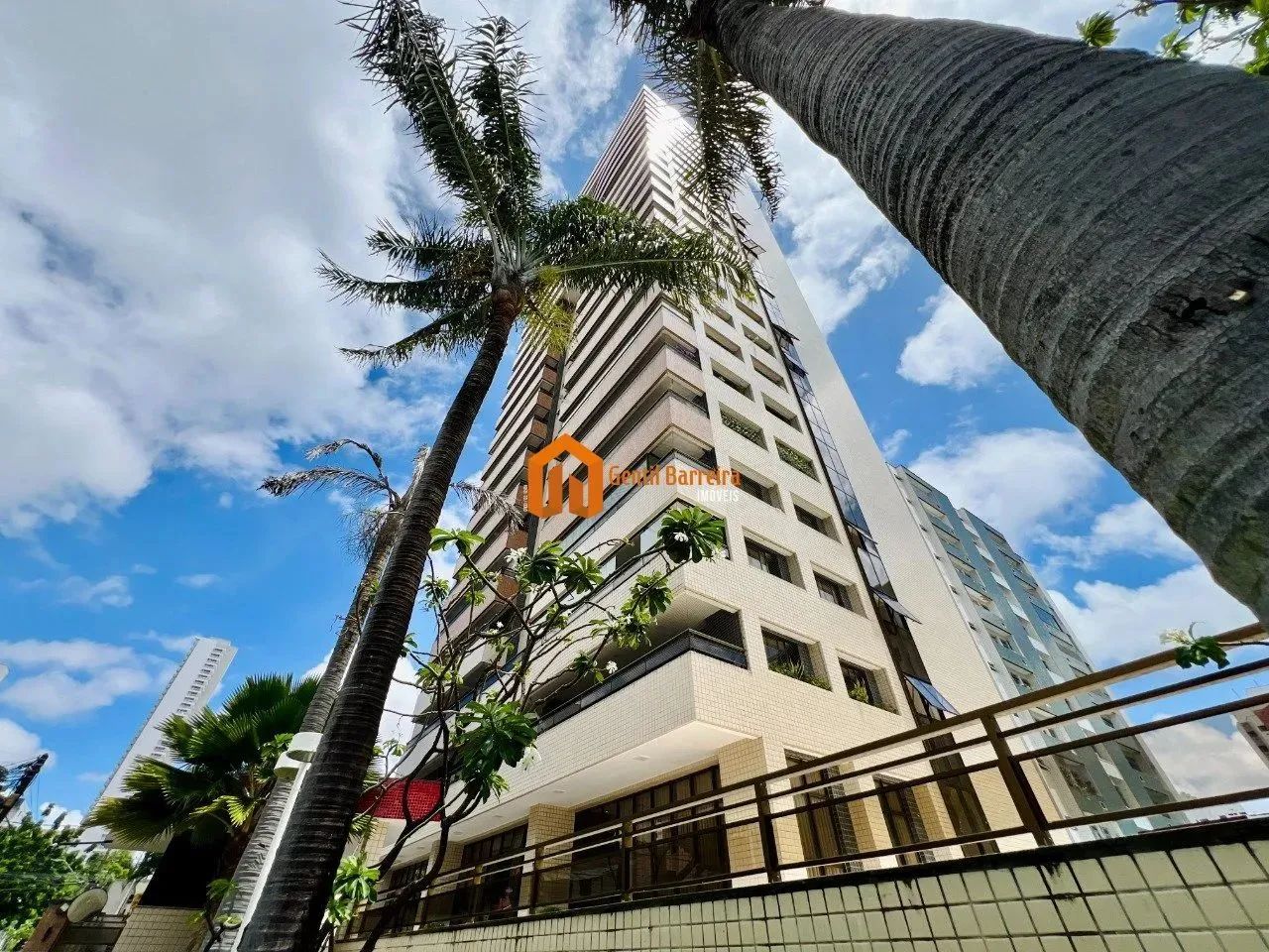 Meireles Exclusivo: Apartamento 1 por Andar com Sala de Estar Boca Larga