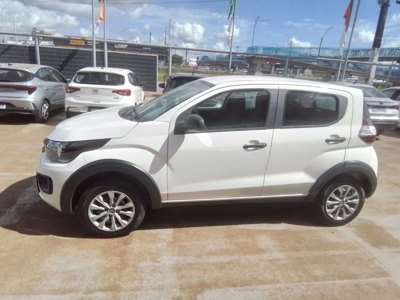 Fiat Mobi 2024 1.0 evo flex like. manual