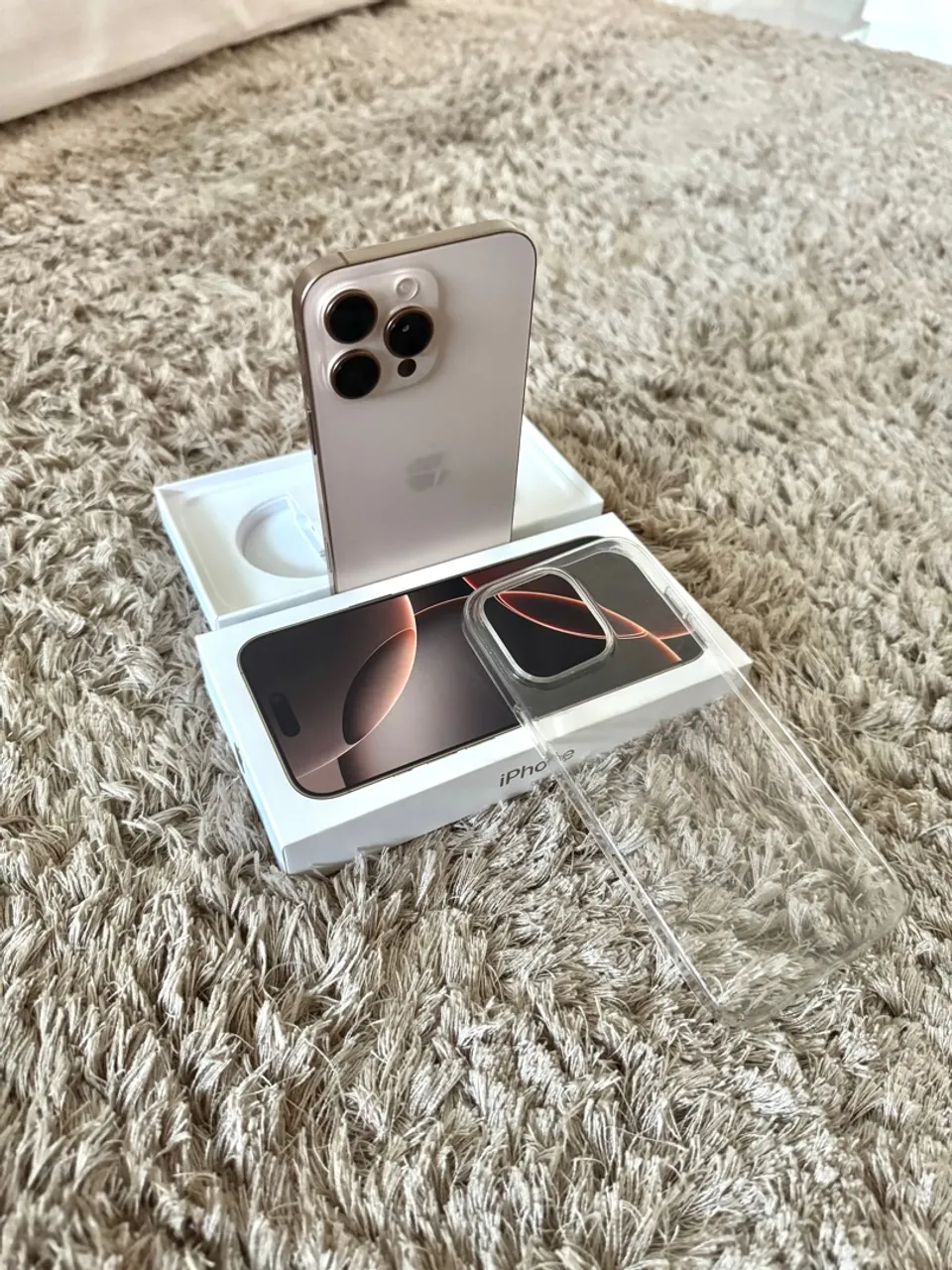 iPhone 16 Pro Max 256GB + NF + Garantia + Cabo TypeC + Caixa + Capa