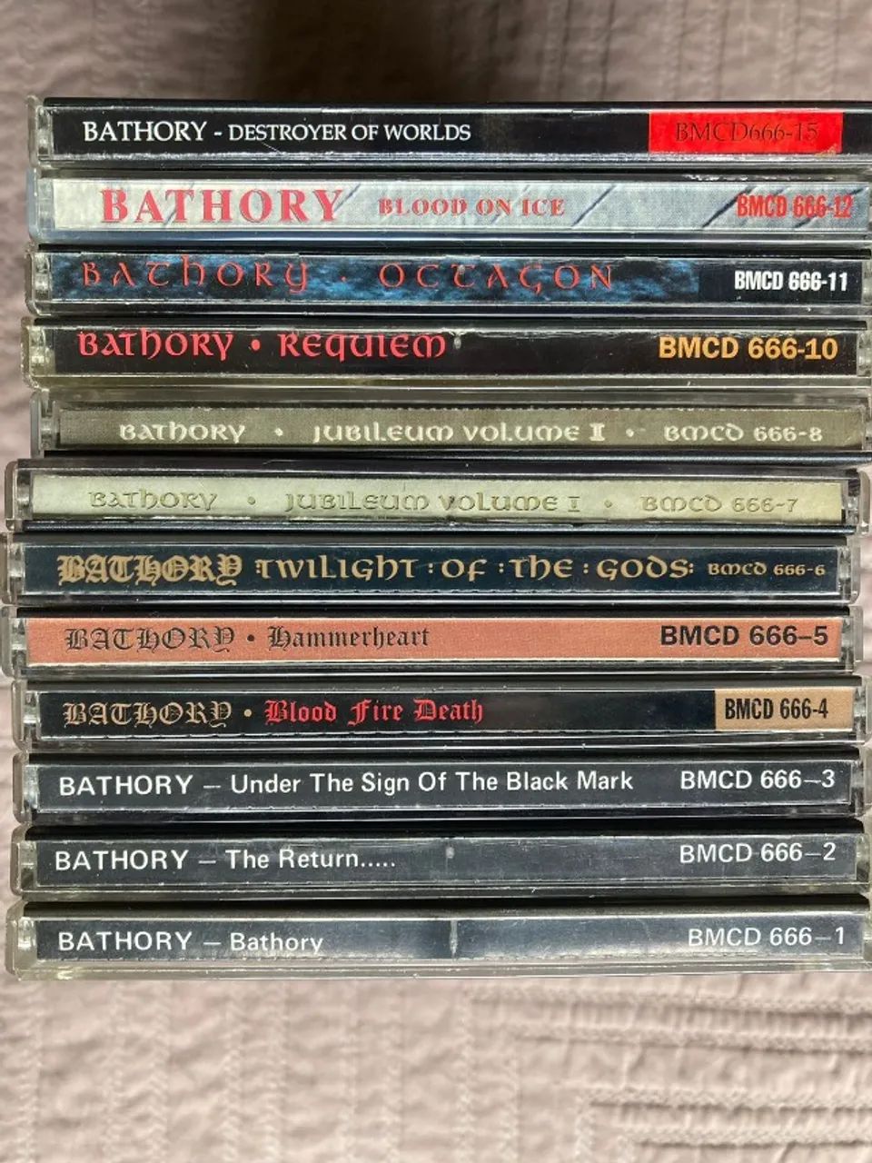 Coleção CDs Banda Bathory Metal - CDs, DVDs etc - Povoado Suzana