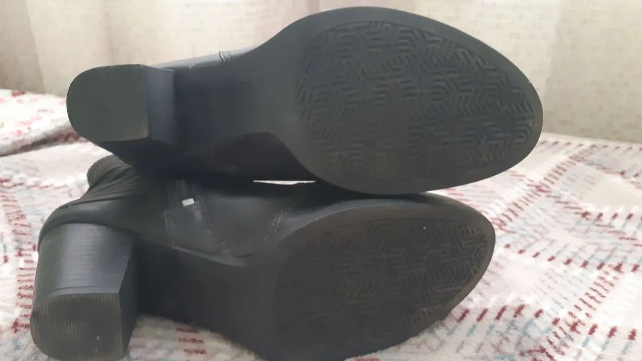 Bota Feminina de Couro - Foto 4