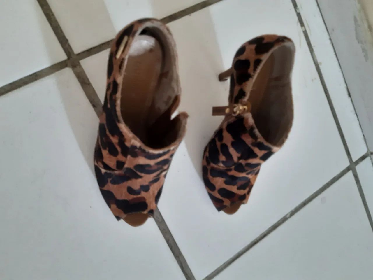 Sandália tipo bota alta print Dumond - Foto 4
