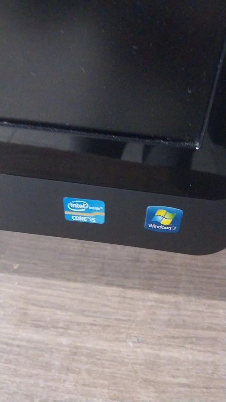 Vendo Dell Inspiron One 2330 com defeito - Foto 2