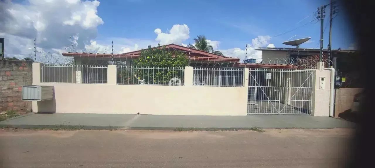 Imóvel para venda possui 184 metros quadrados com 3 quartos em Isaura Parente - Rio Branco - Foto 2