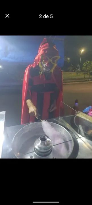 Carrinho de algodão doce e pipoca completo mais 2 fantasias - Foto 3