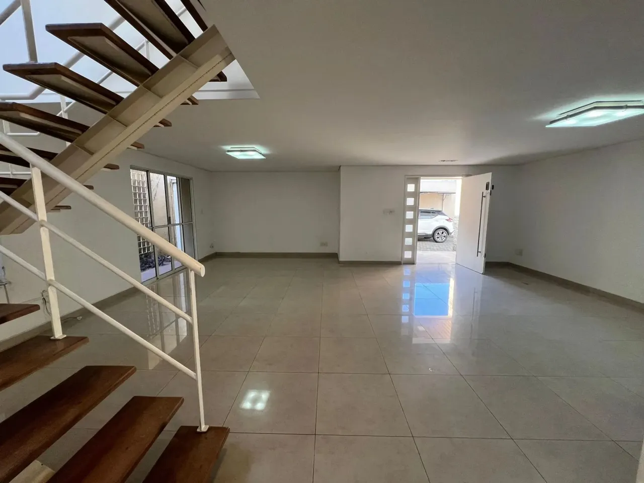 Sobrado para locação com 300m² e 2 vagas na Chácara Belenzinho