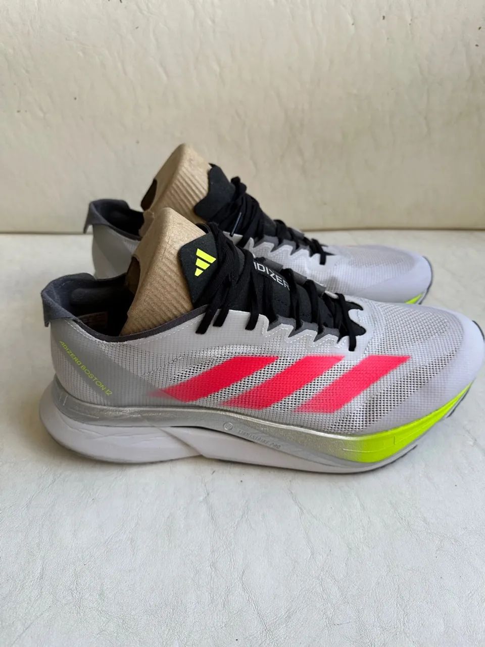 Adidas Adizero Boston 12 - Tamanho 41- Novo