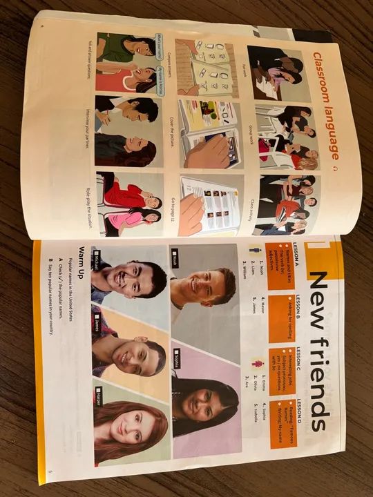 Livro students four corners Cambridge 1A - Foto 3