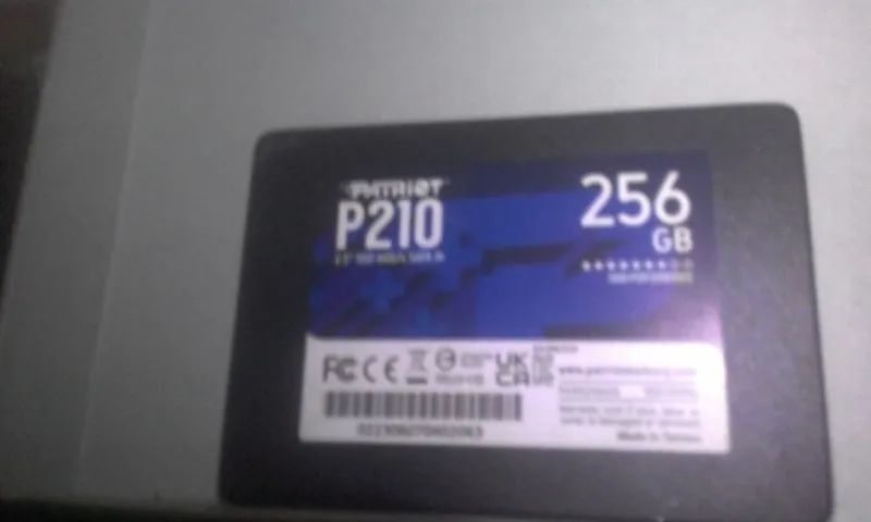 SSD 256 Gb Patriot P210 - Saudavel & Pouco Usado