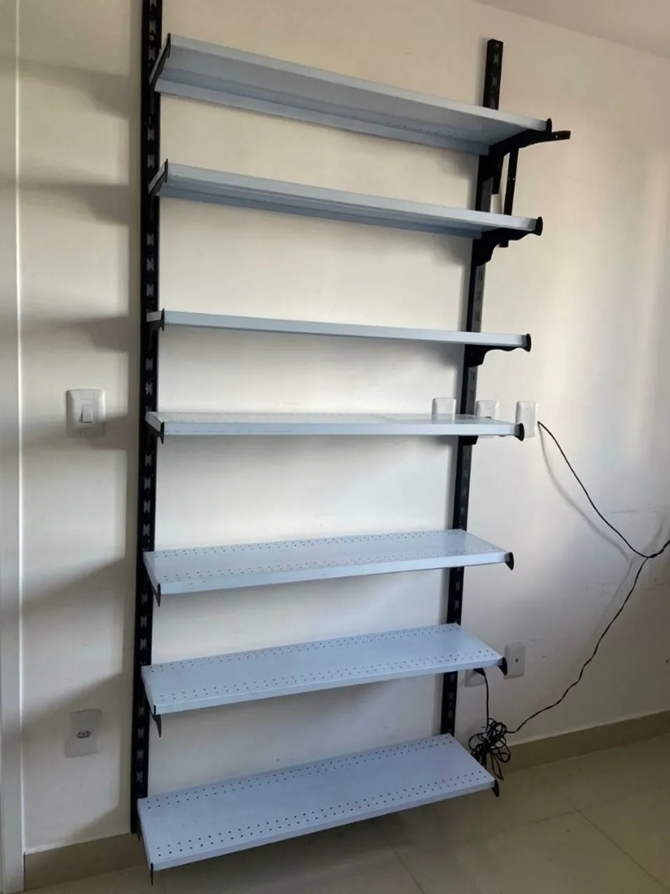 Estante de Metal para Organização - 6 Prateleiras
