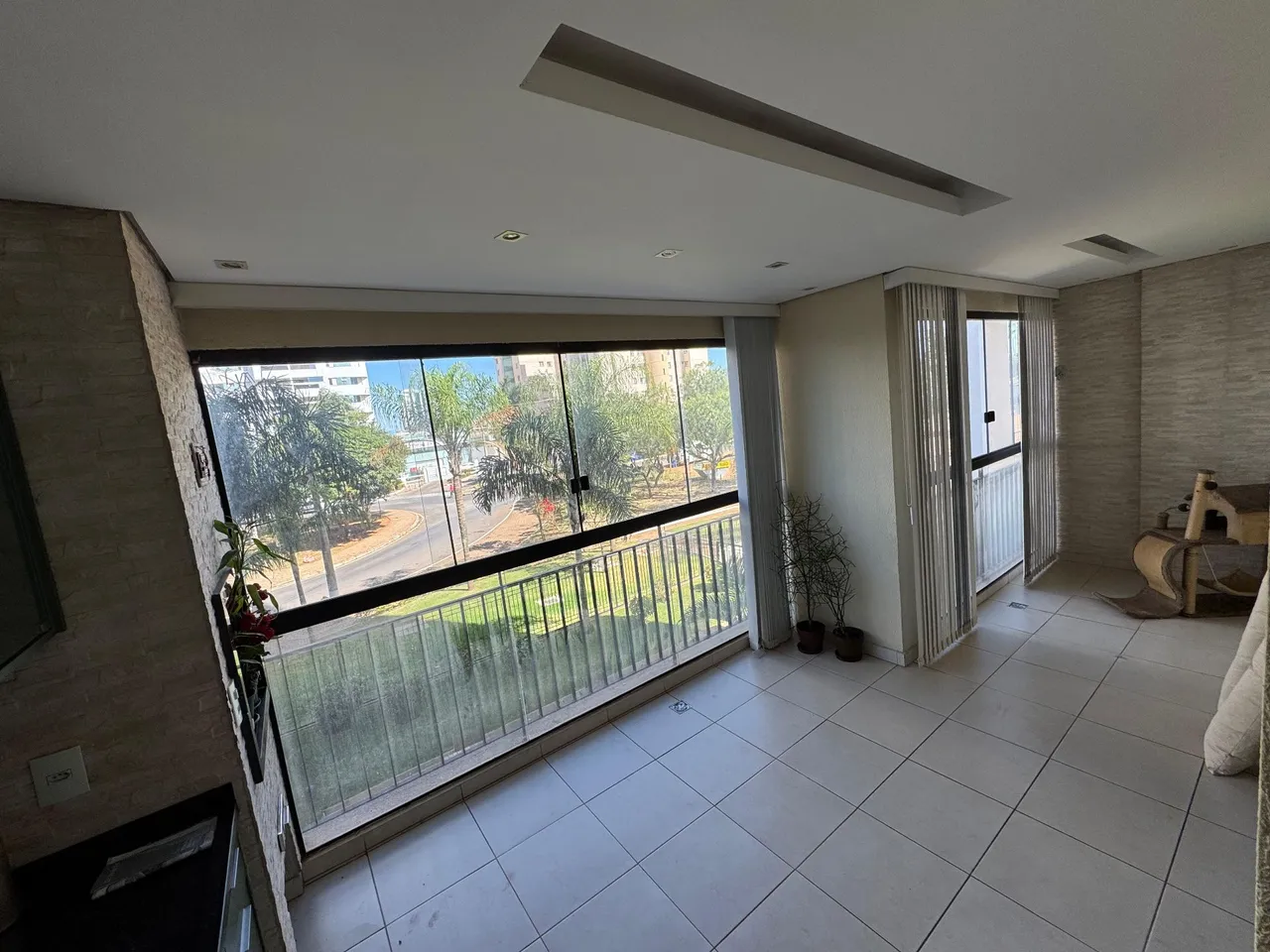 Alugo Apt 4 x suítes Lazer completo