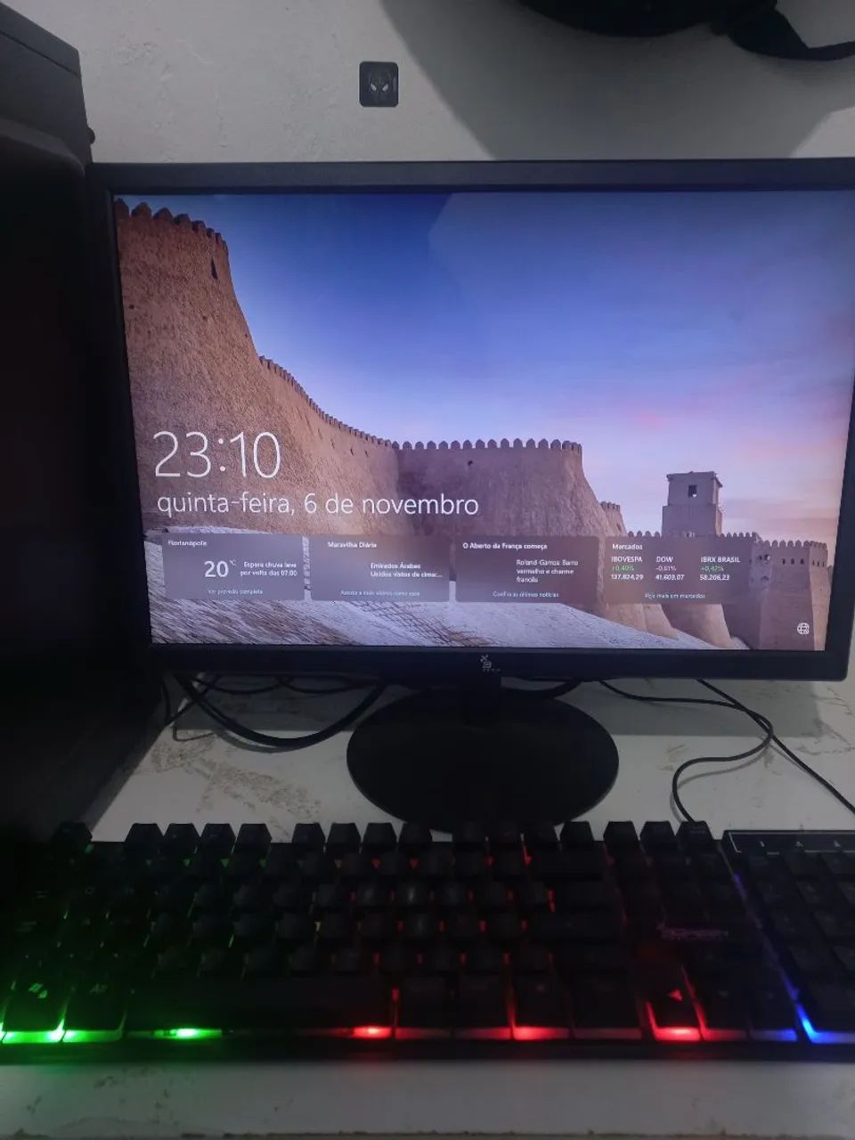 Computer64318042591489124