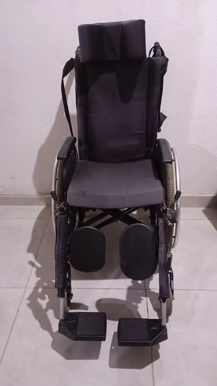 Cadeira de rodas  - Foto 4